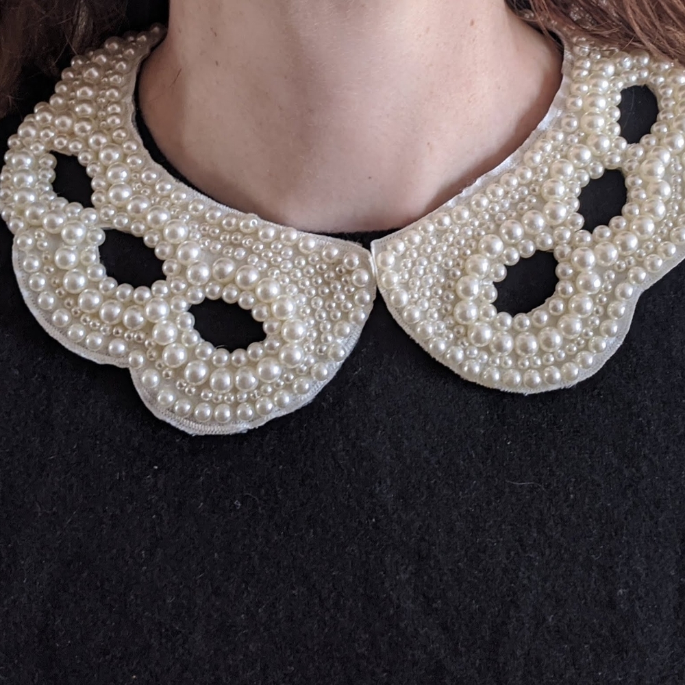 Detachable decorative pearl collar - Picture 4 of 4